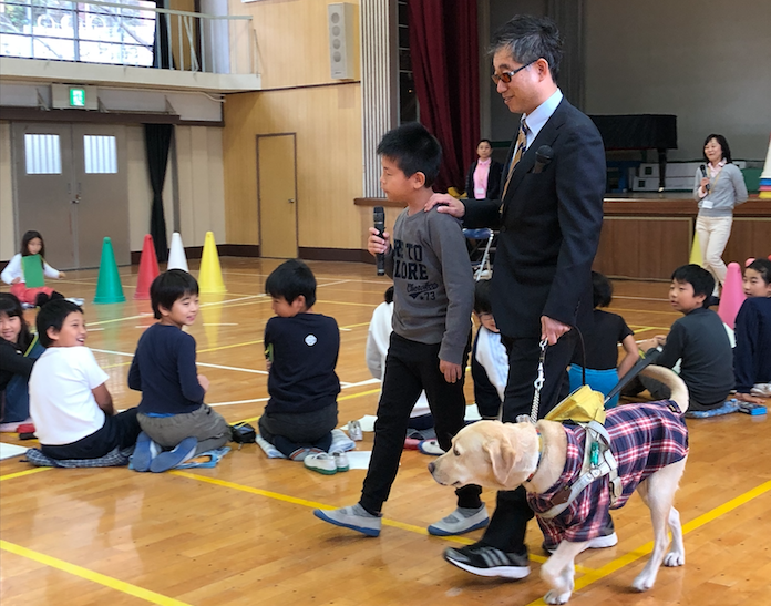 アイウェアメーカー「OWNDAYS」が新規CSR 日本盲導犬協会への支援活動をスタート