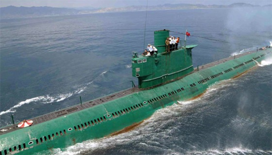 ※北朝鮮・労働新聞が発表した潜水艦写真。